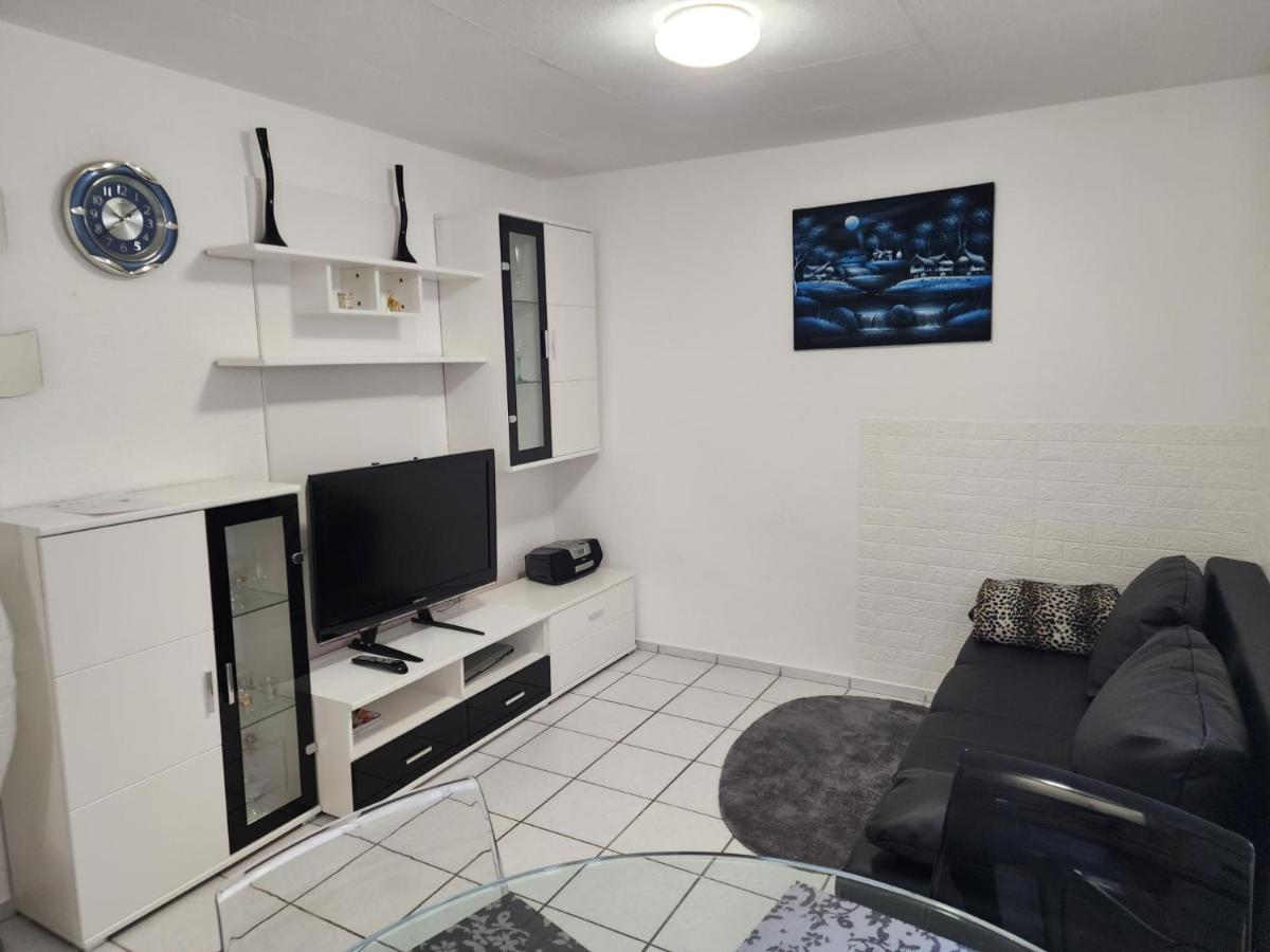 Ferienwohnung In Singen Am Hohentwiel - Seenah Luaran gambar